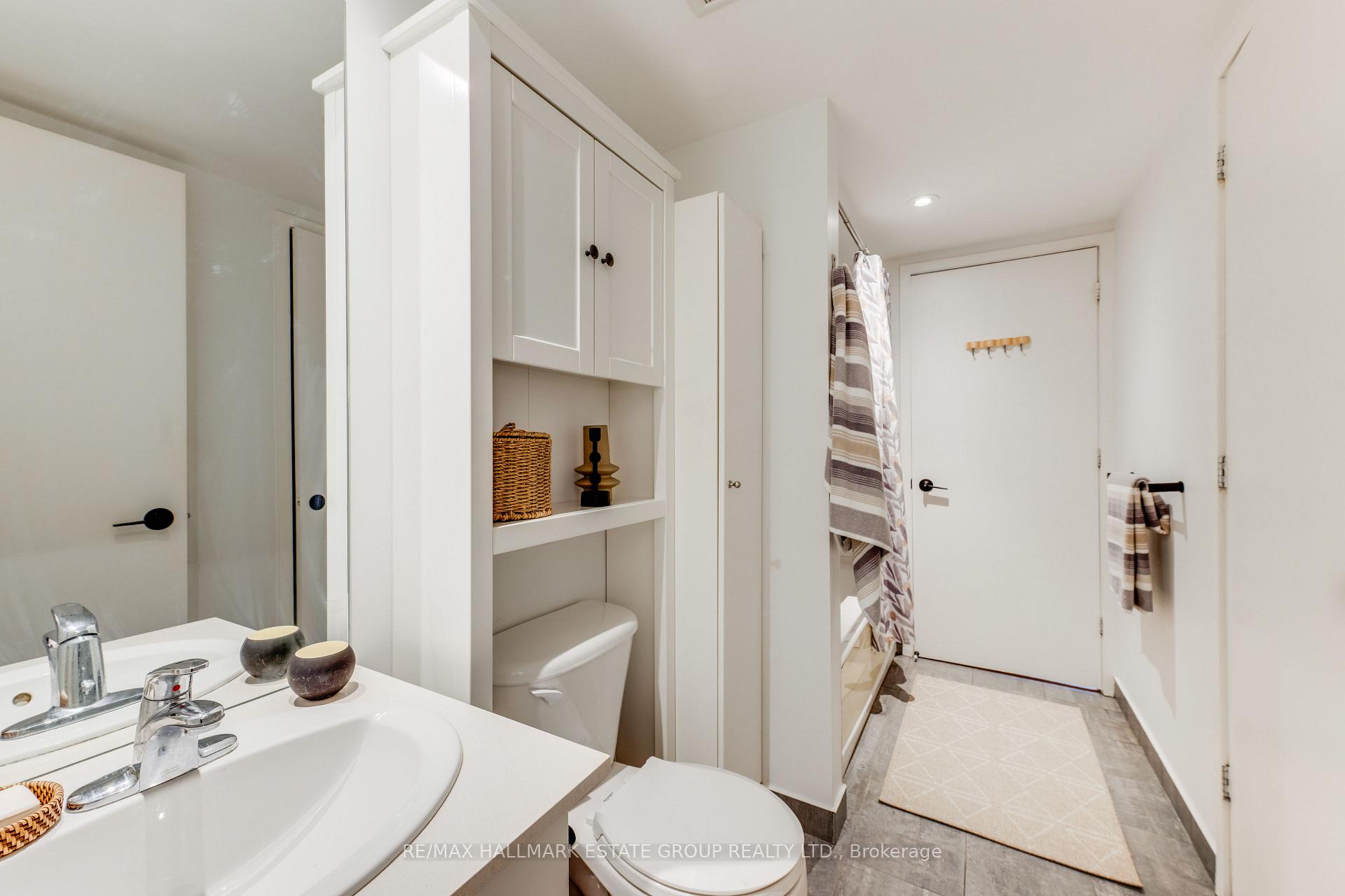 Photo 29 of Unit 2201, 285 Mutual Street, Toronto, Church-Yonge Corridor — HOMEH