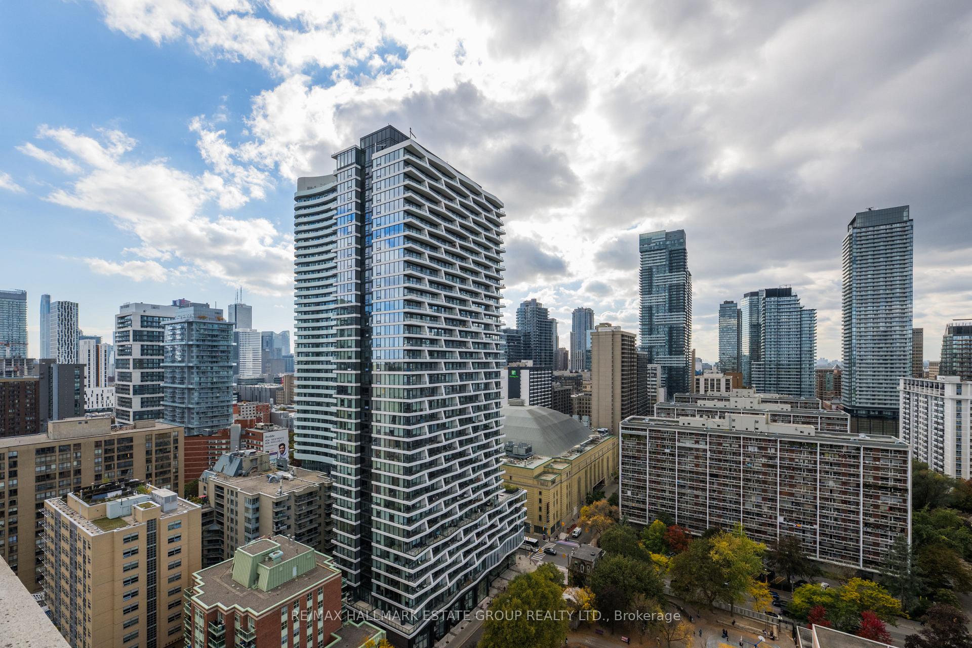 Photo 36 of Unit 2201, 285 Mutual Street, Toronto, Church-Yonge Corridor — HOMEH
