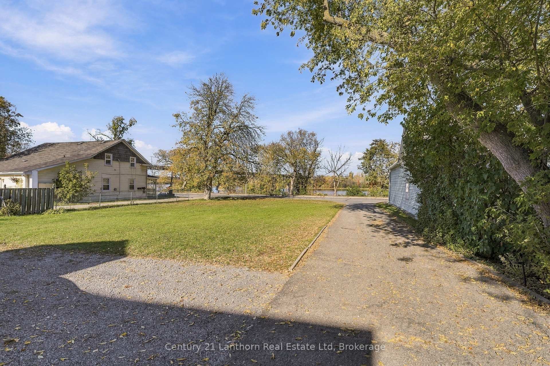 Photo 8 of 382 Front Street, Quinte West, Trenton Ward — HOMEH