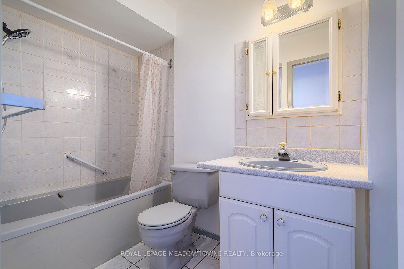 Photo 29 of 139 Archdekin Drive, Brampton, Queen Street Corridor — HOMEH