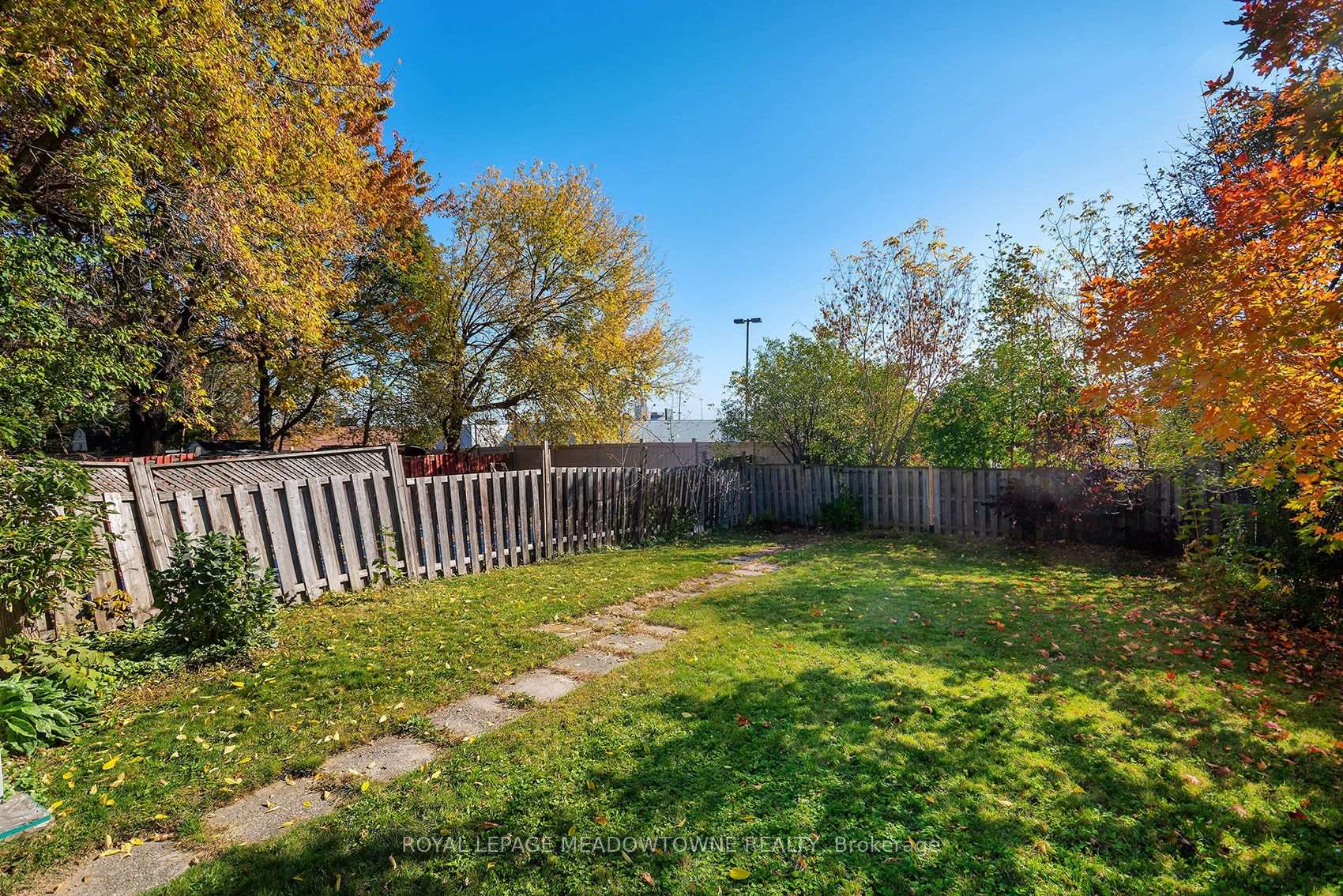Photo 39 of 139 Archdekin Drive, Brampton, Queen Street Corridor — HOMEH