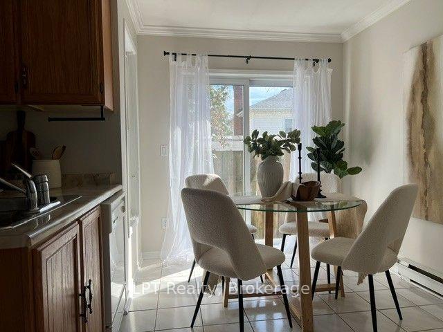 Photo 6 of 420 Cobblehill Drive, Oshawa, Pinecrest — HOMEH