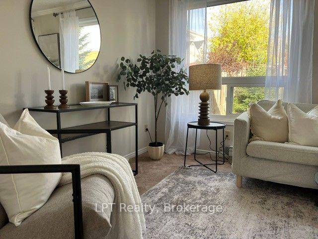Photo 10 of 420 Cobblehill Drive, Oshawa, Pinecrest — HOMEH