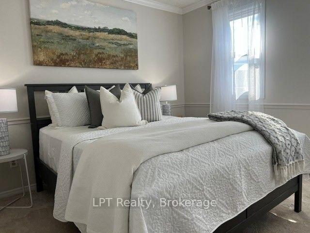 Photo 13 of 420 Cobblehill Drive, Oshawa, Pinecrest — HOMEH
