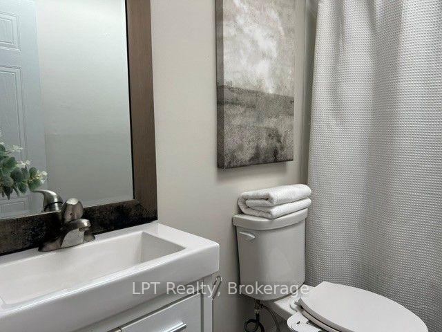 Photo 19 of 420 Cobblehill Drive, Oshawa, Pinecrest — HOMEH