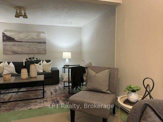 Photo 21 of 420 Cobblehill Drive, Oshawa, Pinecrest — HOMEH