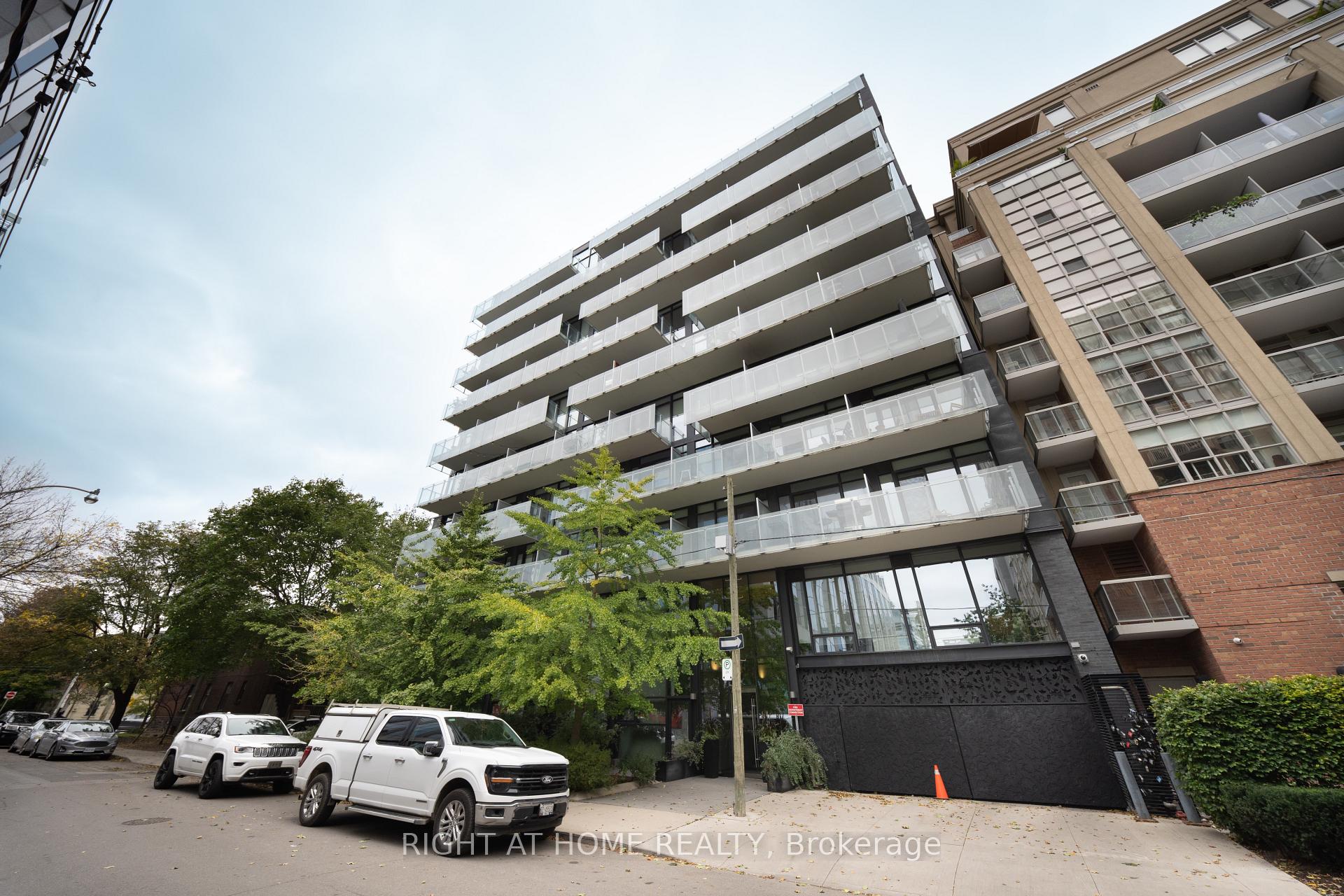 Front of Unit 704, 25 Stafford Street