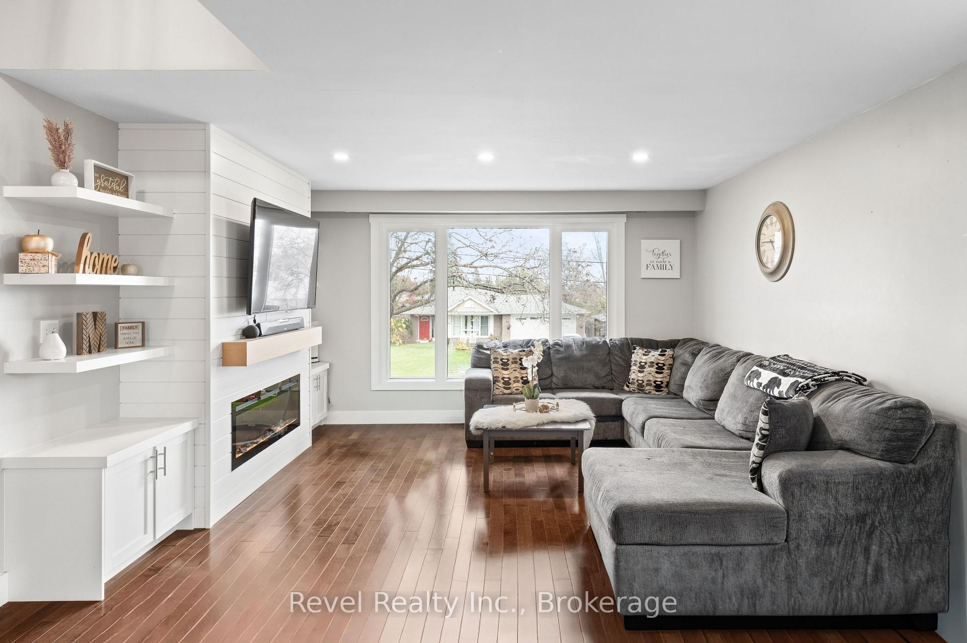 Photo 7 of 17 Mohawk Drive, Kawartha Lakes, Lindsay — HOMEH