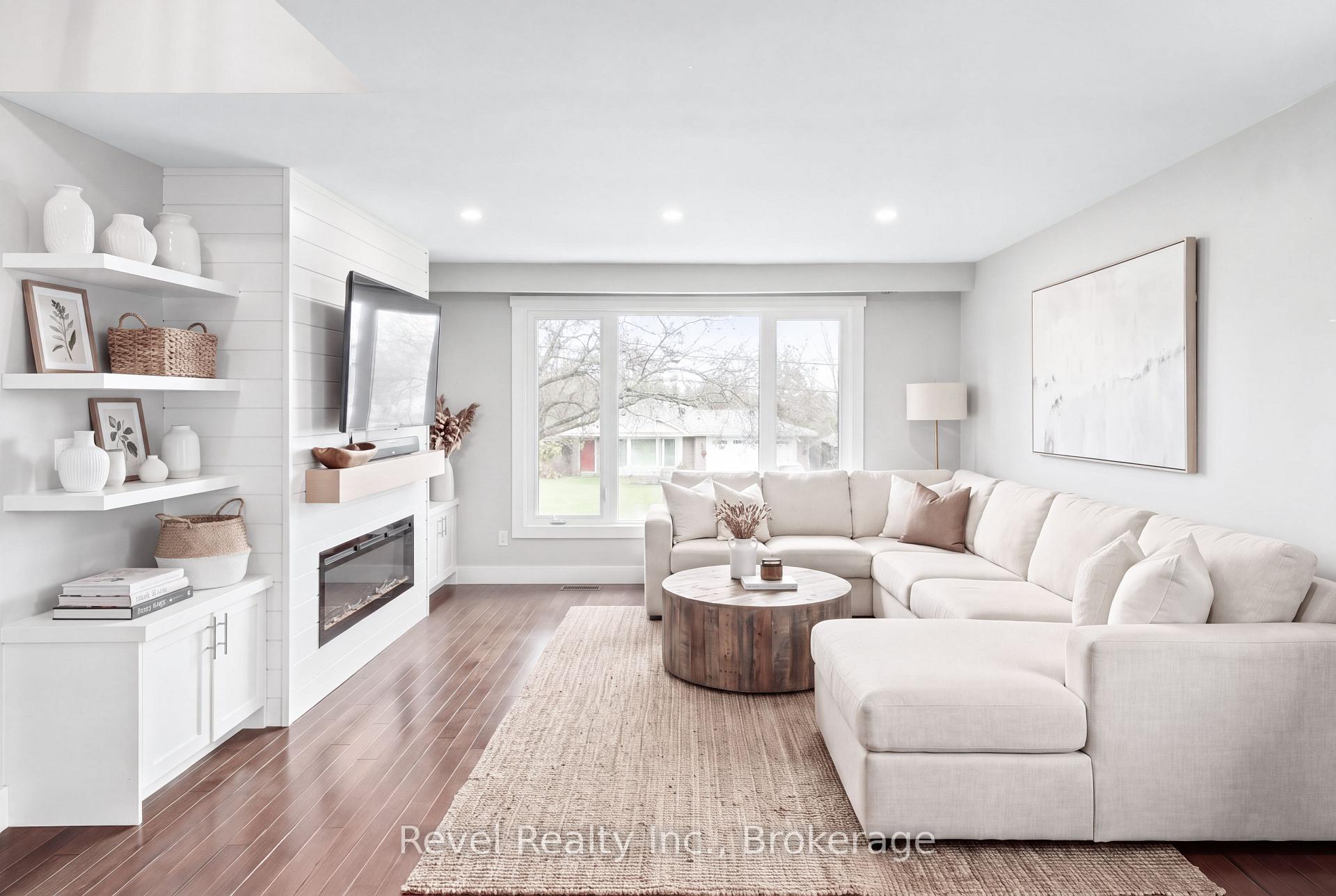 Photo 8 of 17 Mohawk Drive, Kawartha Lakes, Lindsay — HOMEH