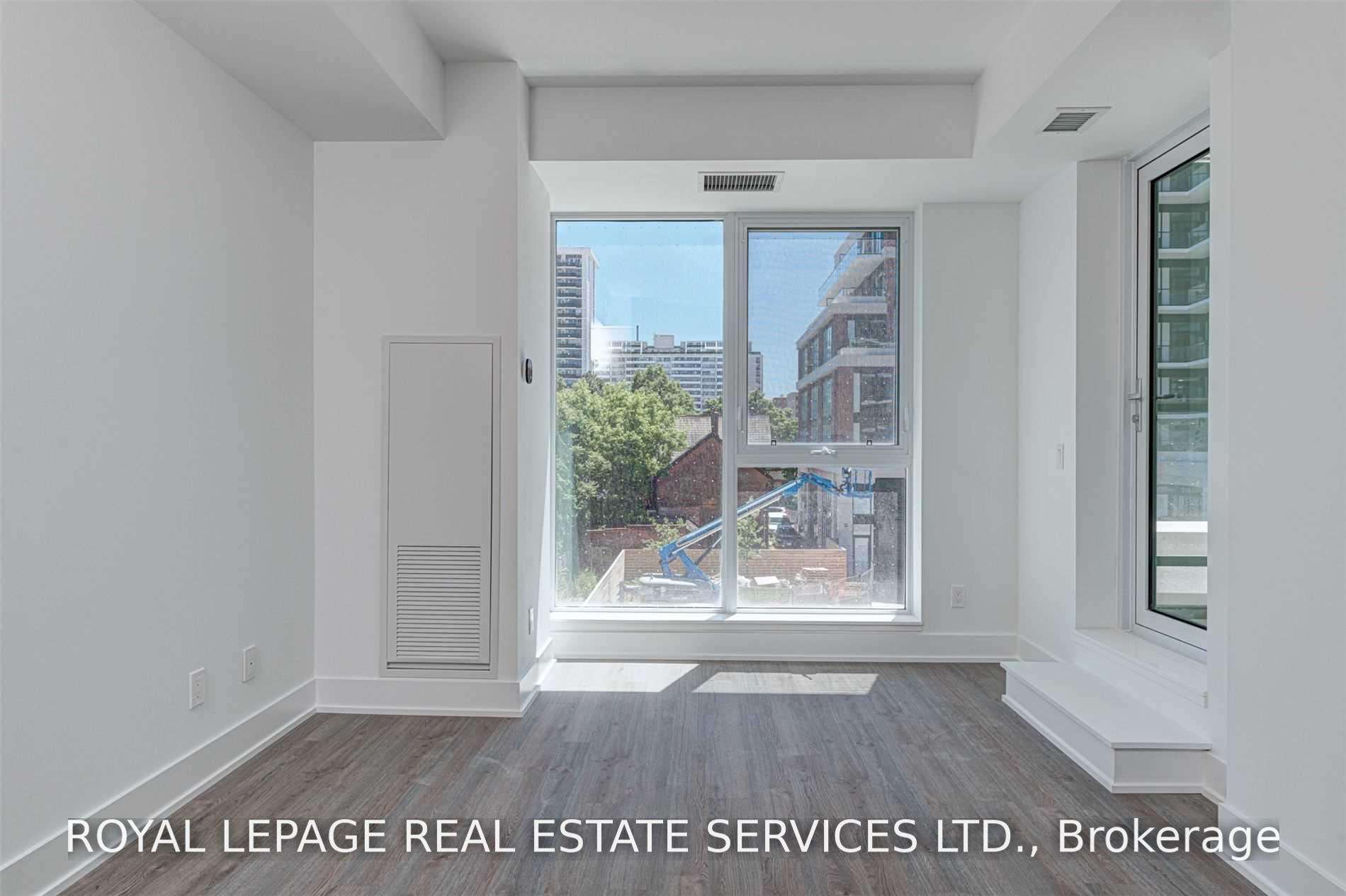 Photo 8 of Unit 214, 1 Belsize Drive, Toronto, Yonge-Eglinton — HOMEH