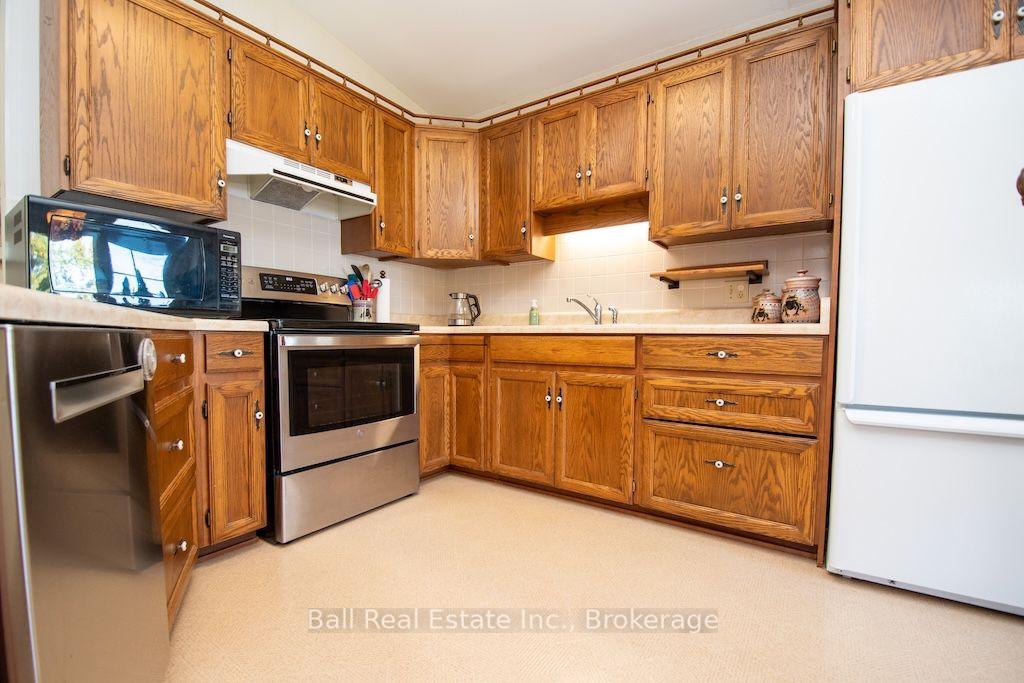 Photo 13 of 758 Duffus Drive, Selwyn — HOMEH