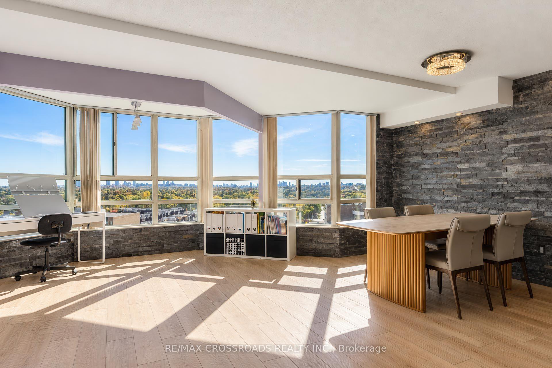 Photo 6 of Unit 1308, 7825 Bayview Avenue, Markham, Aileen-Willowbrook — HOMEH
