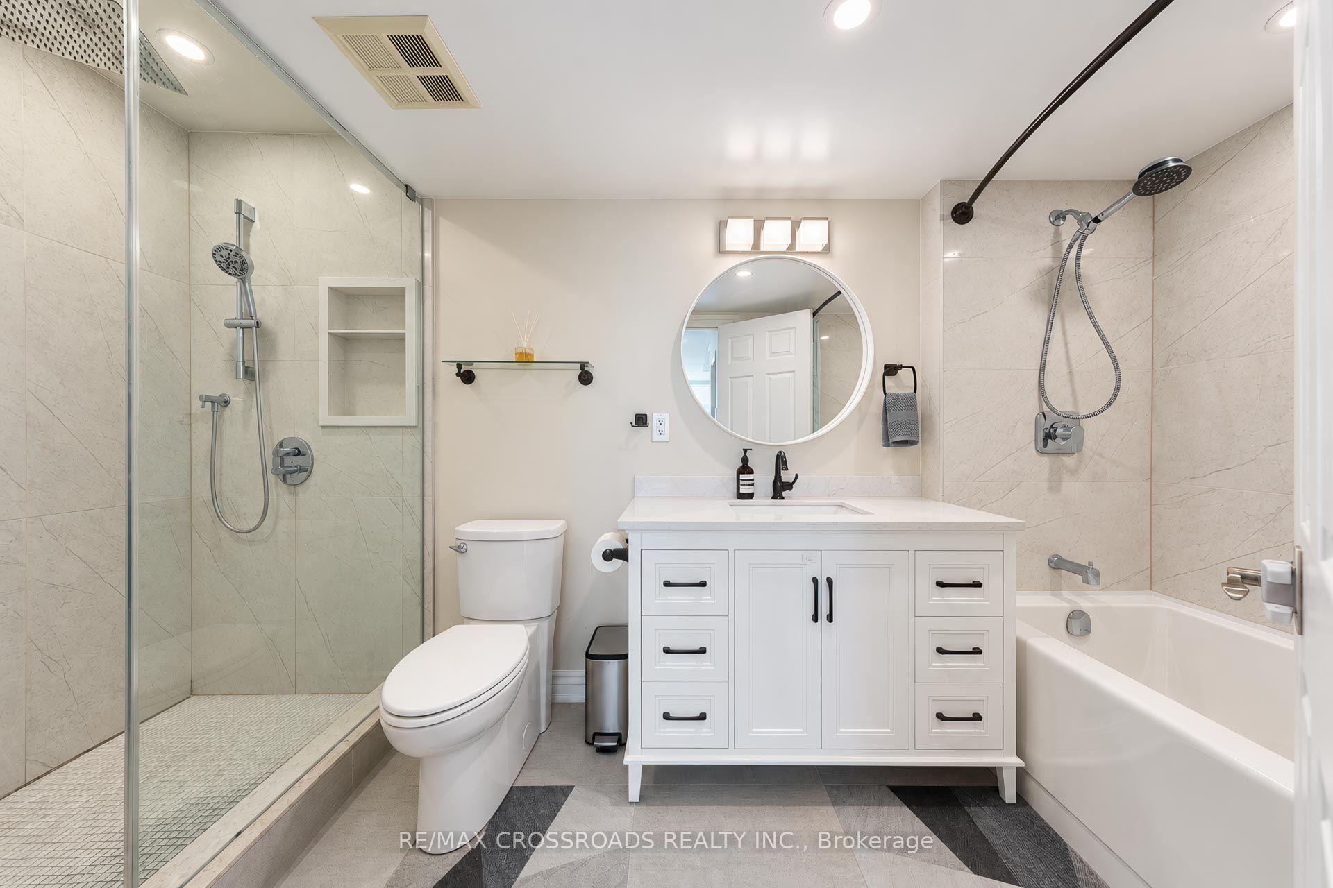 Photo 20 of Unit 1308, 7825 Bayview Avenue, Markham, Aileen-Willowbrook — HOMEH