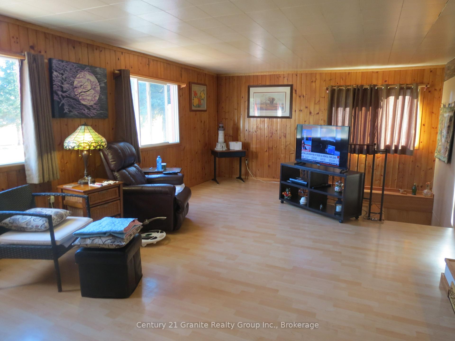 Photo 4 of 1084 Algonquin Road, Dysart et al, Harcourt — HOMEH
