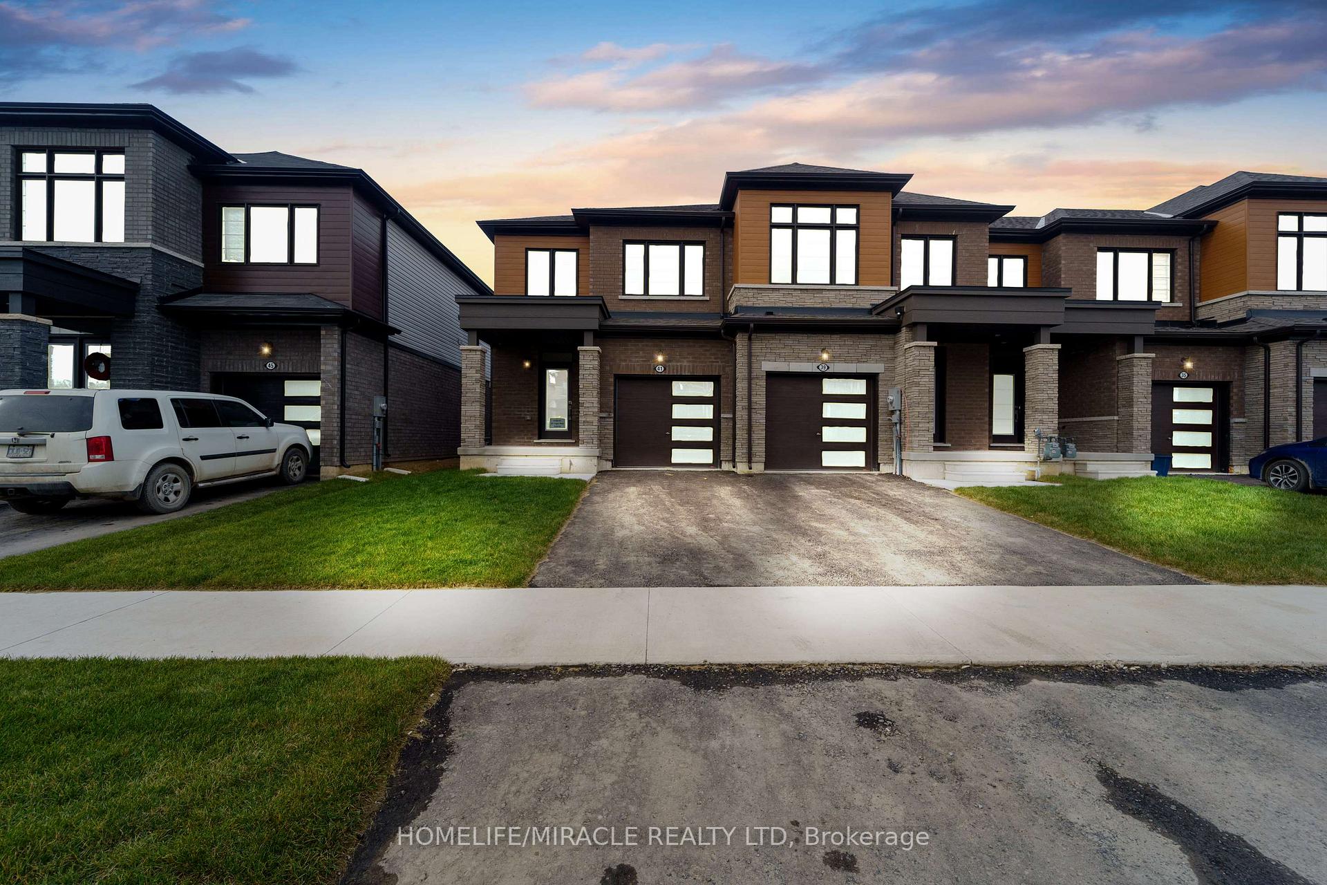 Photo 1 of 41 Sugar May Avenue, Thorold, Rolling Meadows — HOMEH