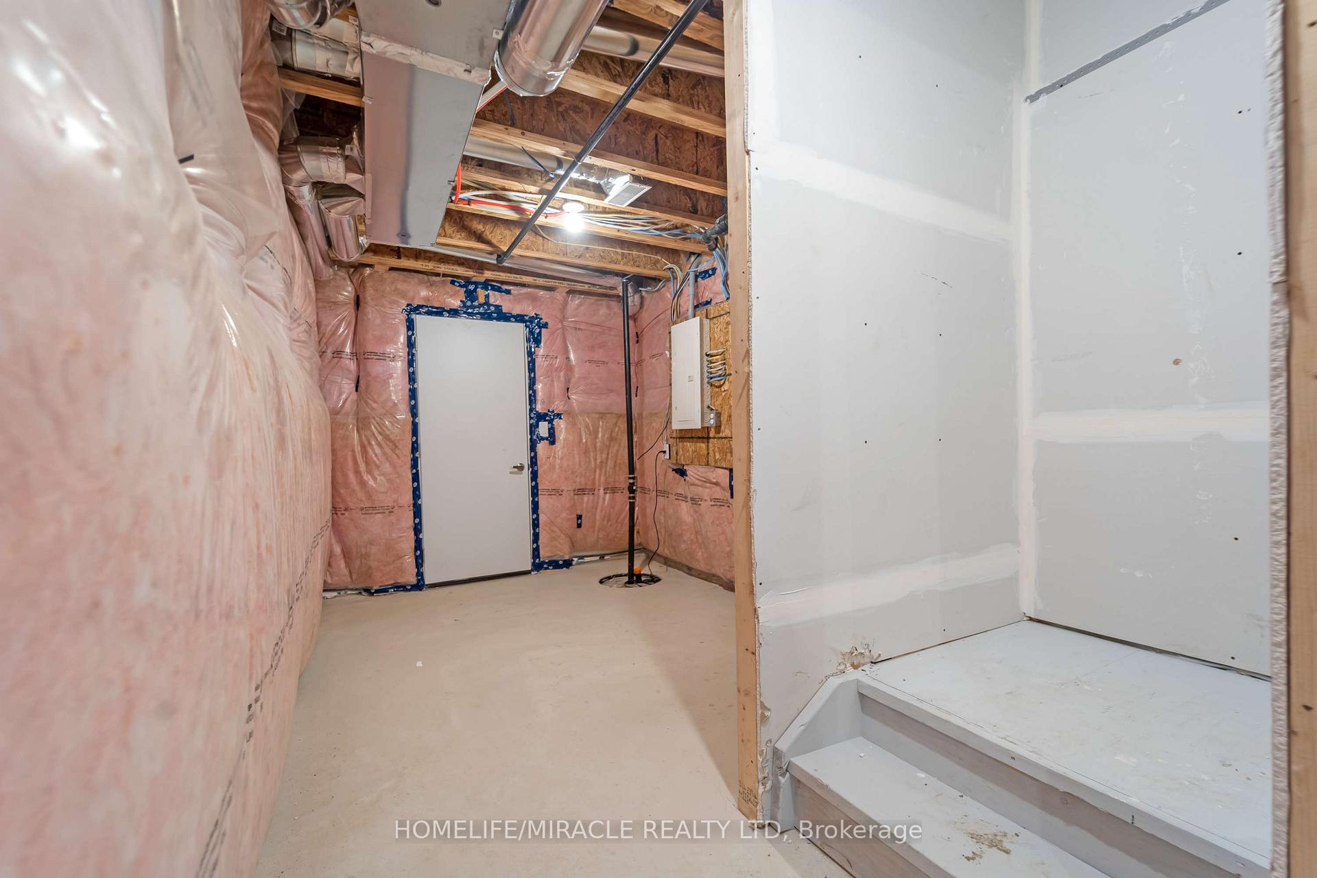 Photo 33 of 41 Sugar May Avenue, Thorold, Rolling Meadows — HOMEH