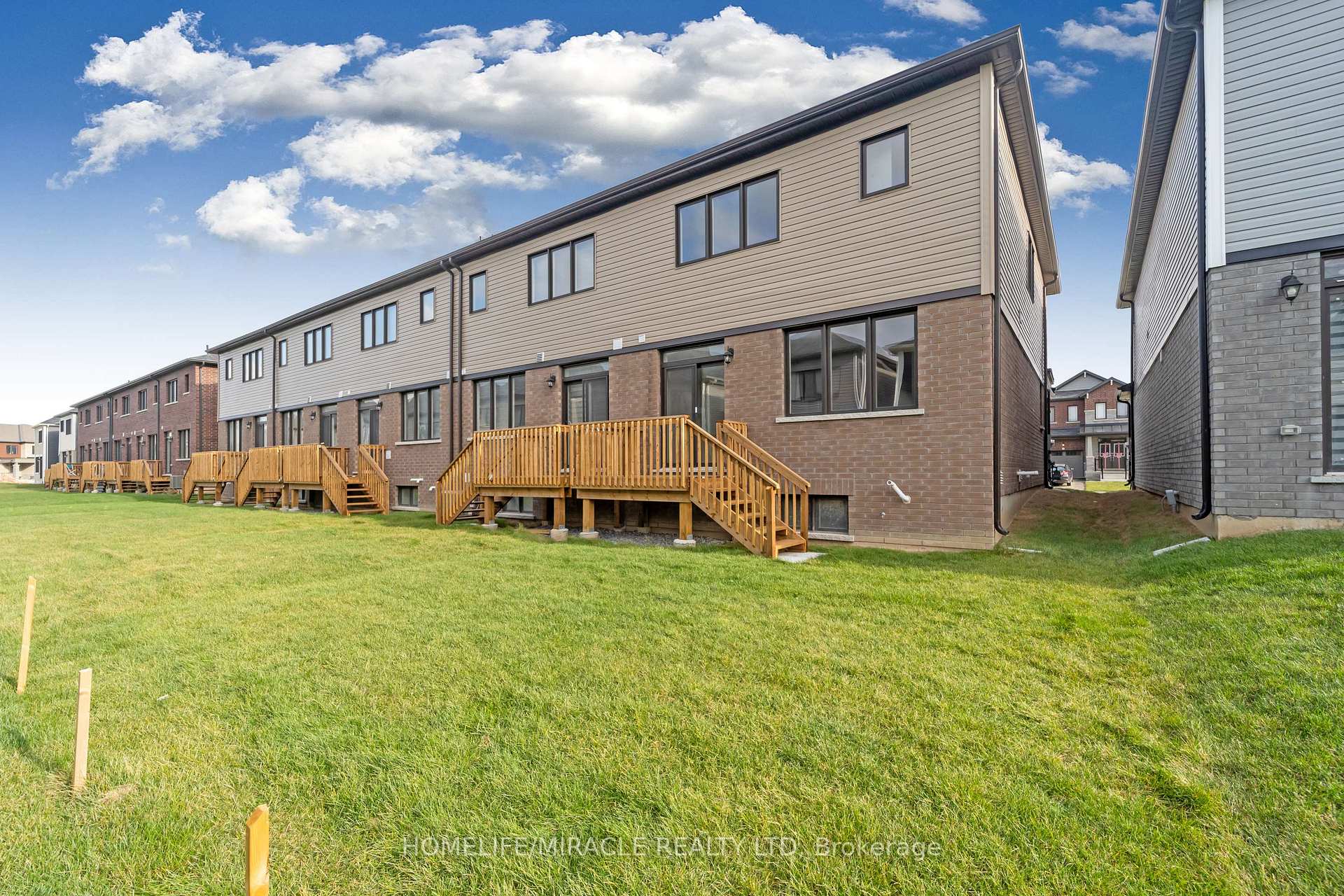 Photo 37 of 41 Sugar May Avenue, Thorold, Rolling Meadows — HOMEH