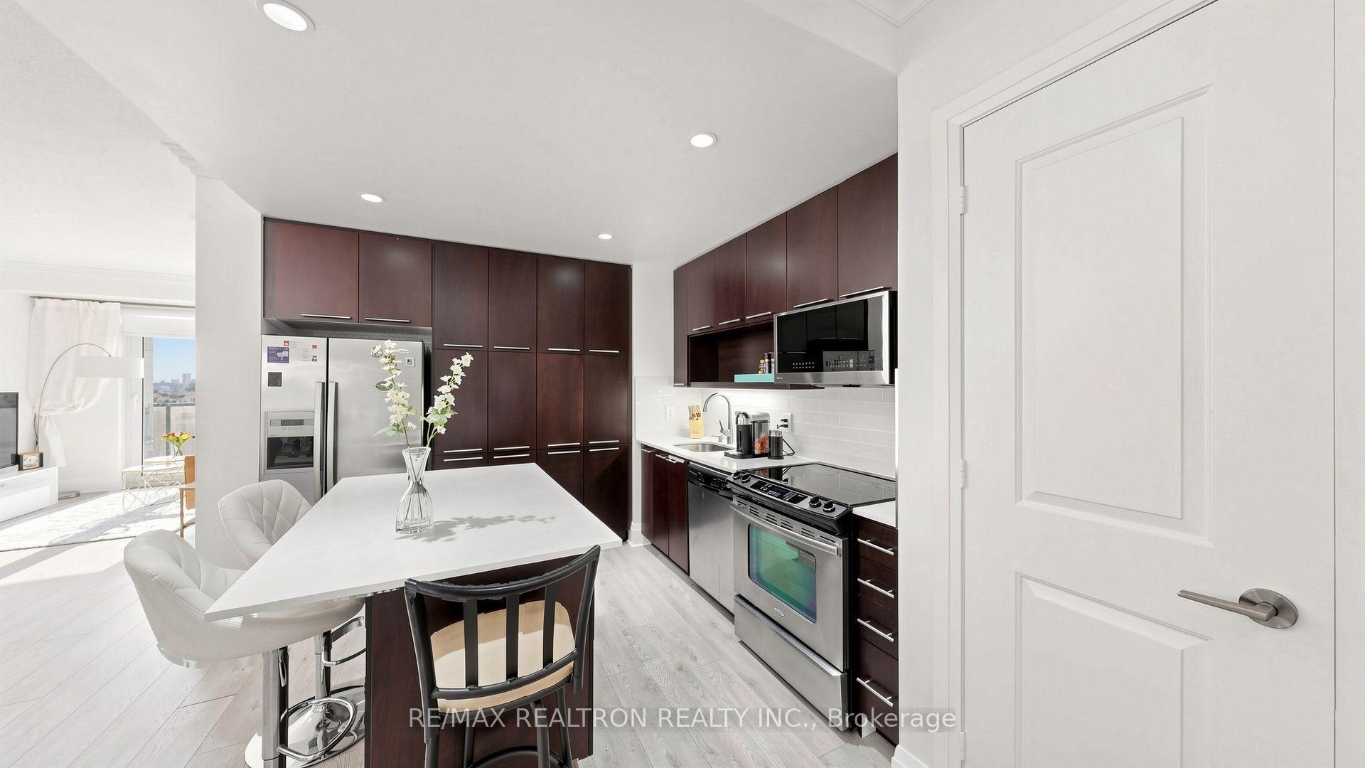 Photo 32 of Unit 1223, 100 Harrison Garden Boulevard, North York, Willowdale East — HOMEH