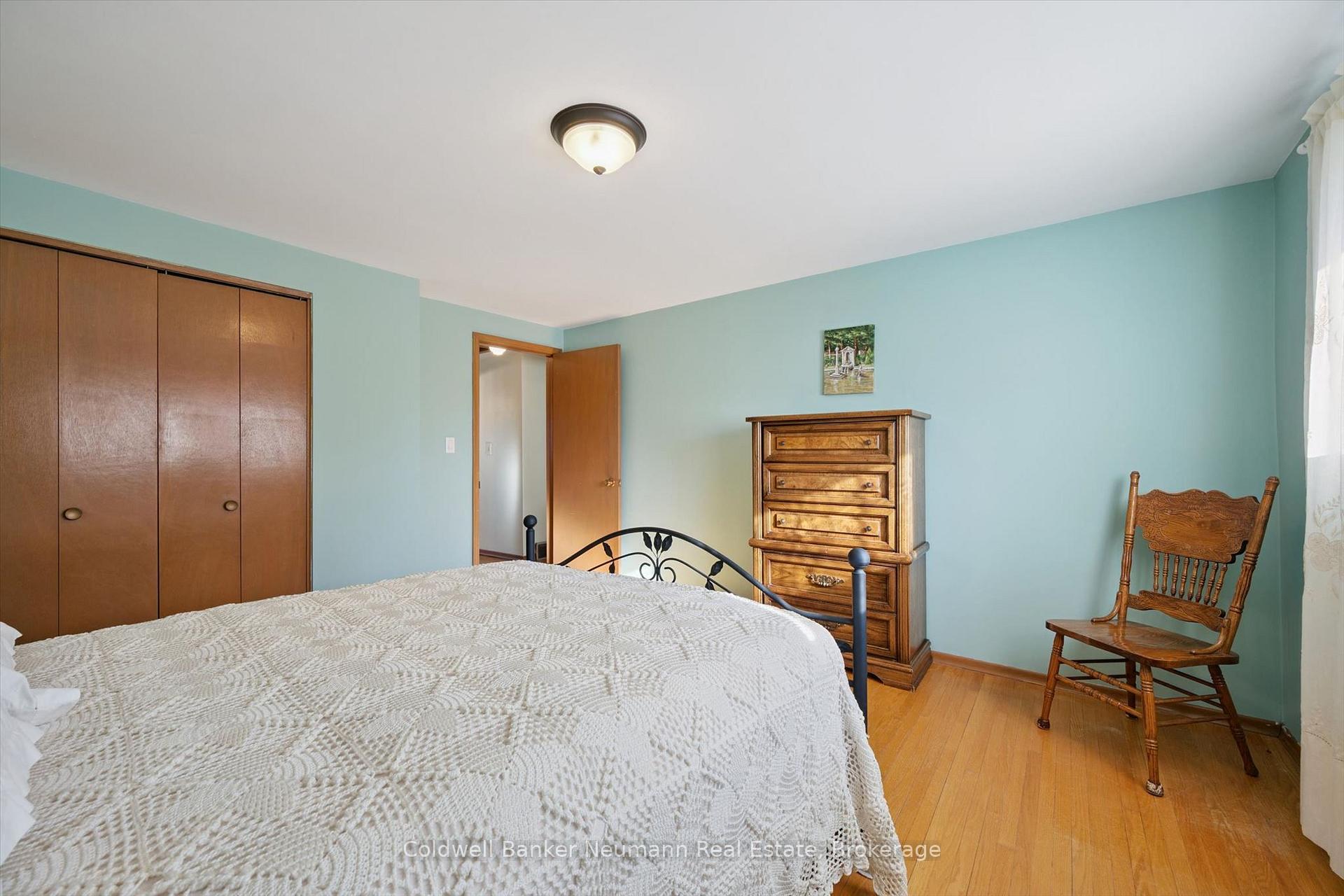 Photo 21 of 48 Westminster Avenue, Guelph, St. George's — HOMEH