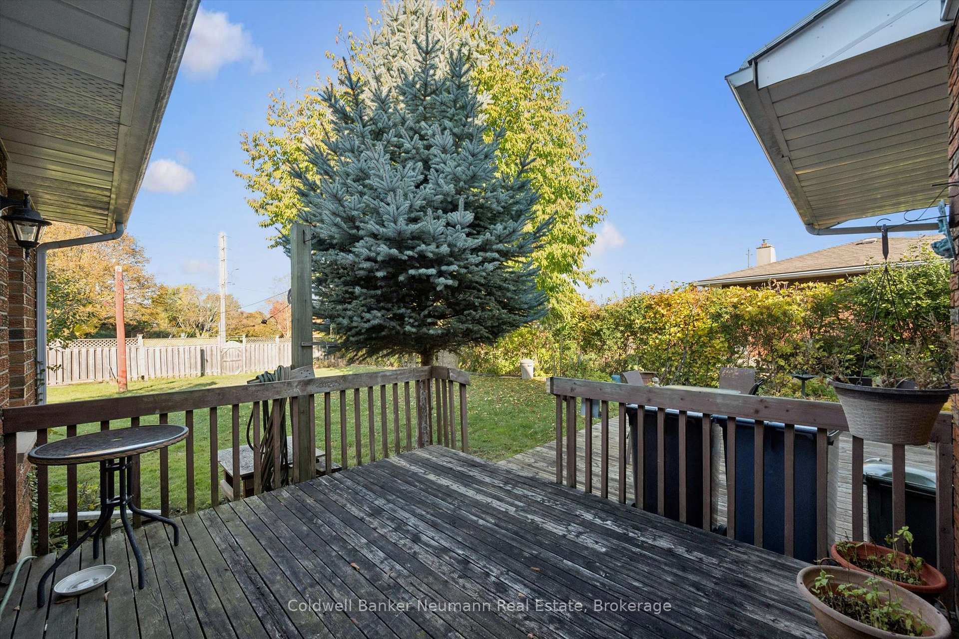 Photo 29 of 48 Westminster Avenue, Guelph, St. George's — HOMEH