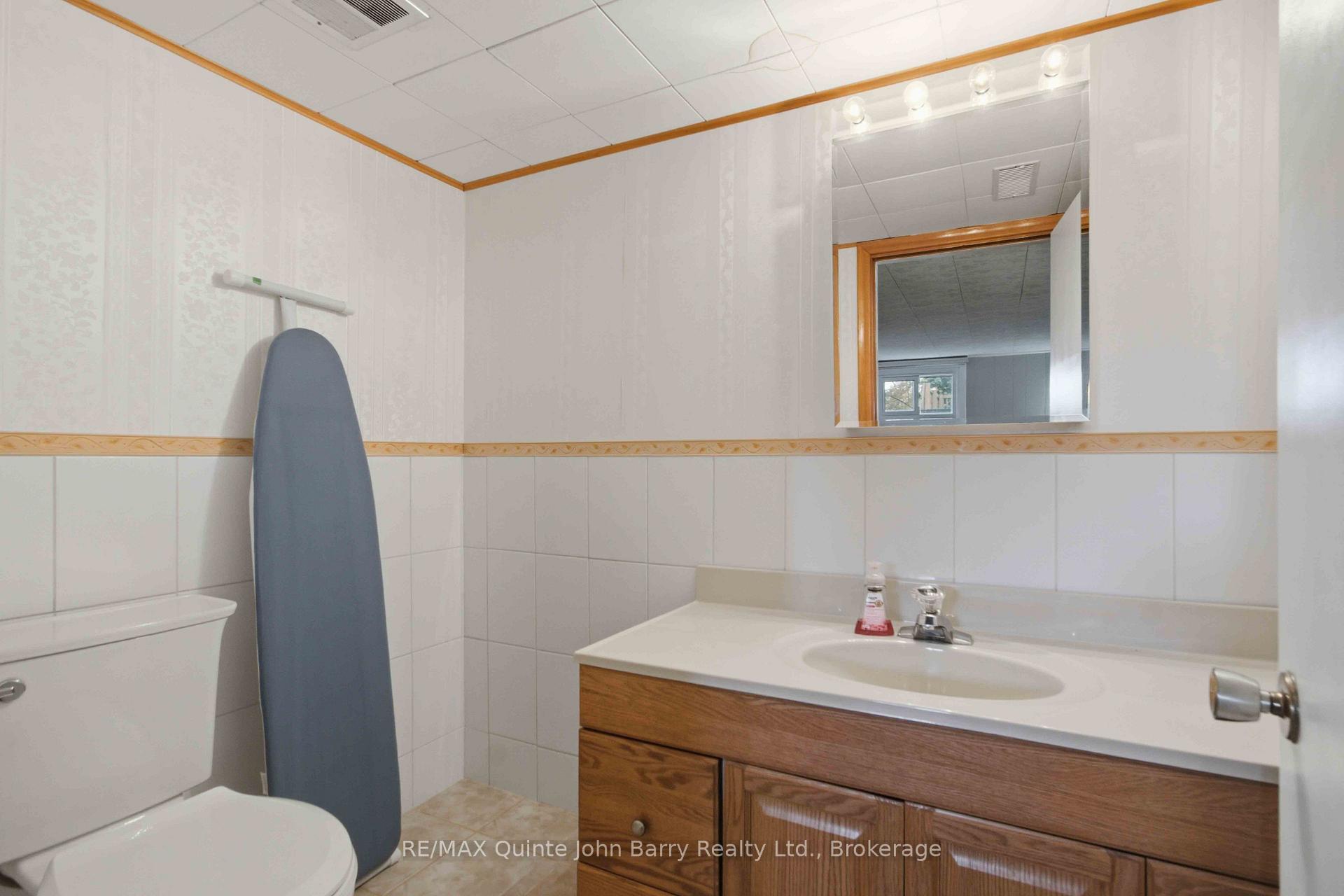 Photo 21 of 47 Fourth Avenue, Quinte West, Trenton Ward — HOMEH