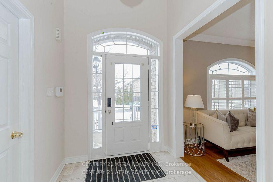 Photo 2 of 6 Shuter Lane, Brampton, Bram West — HOMEH
