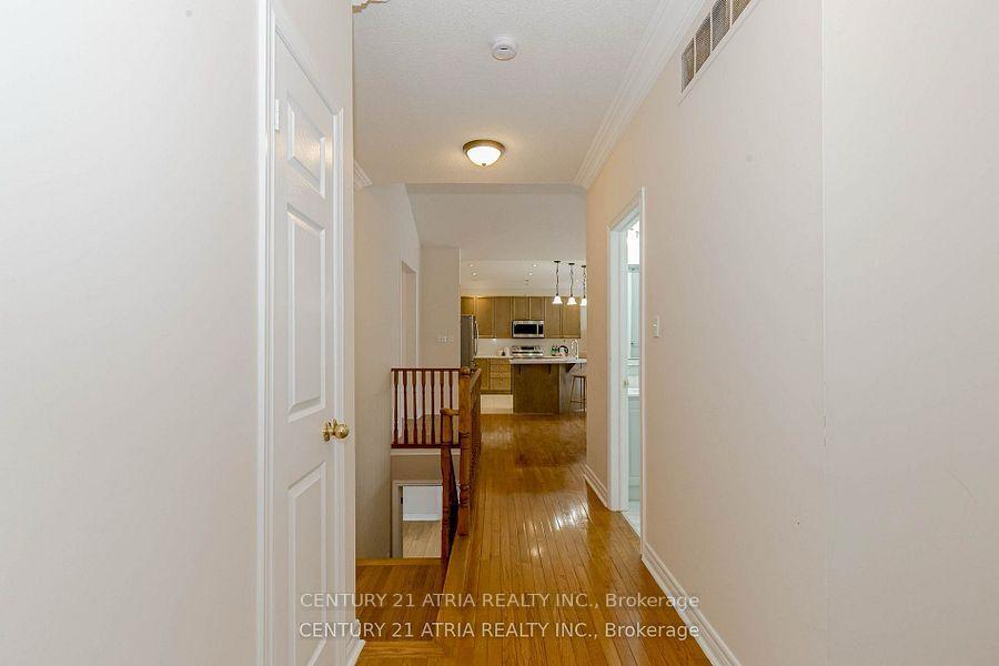 Photo 23 of 6 Shuter Lane, Brampton, Bram West — HOMEH