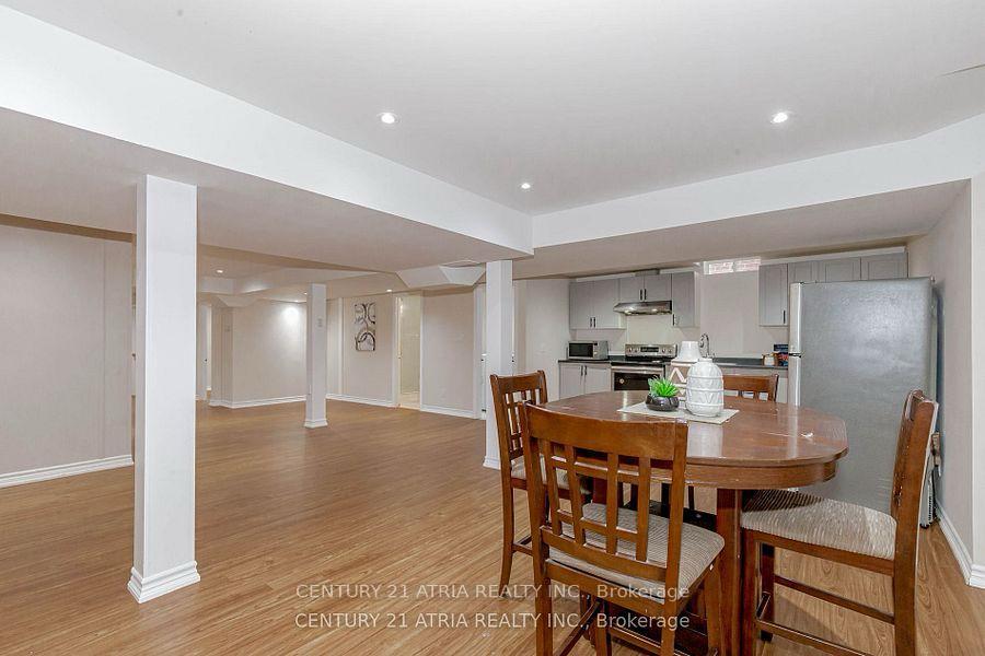 Photo 35 of 6 Shuter Lane, Brampton, Bram West — HOMEH