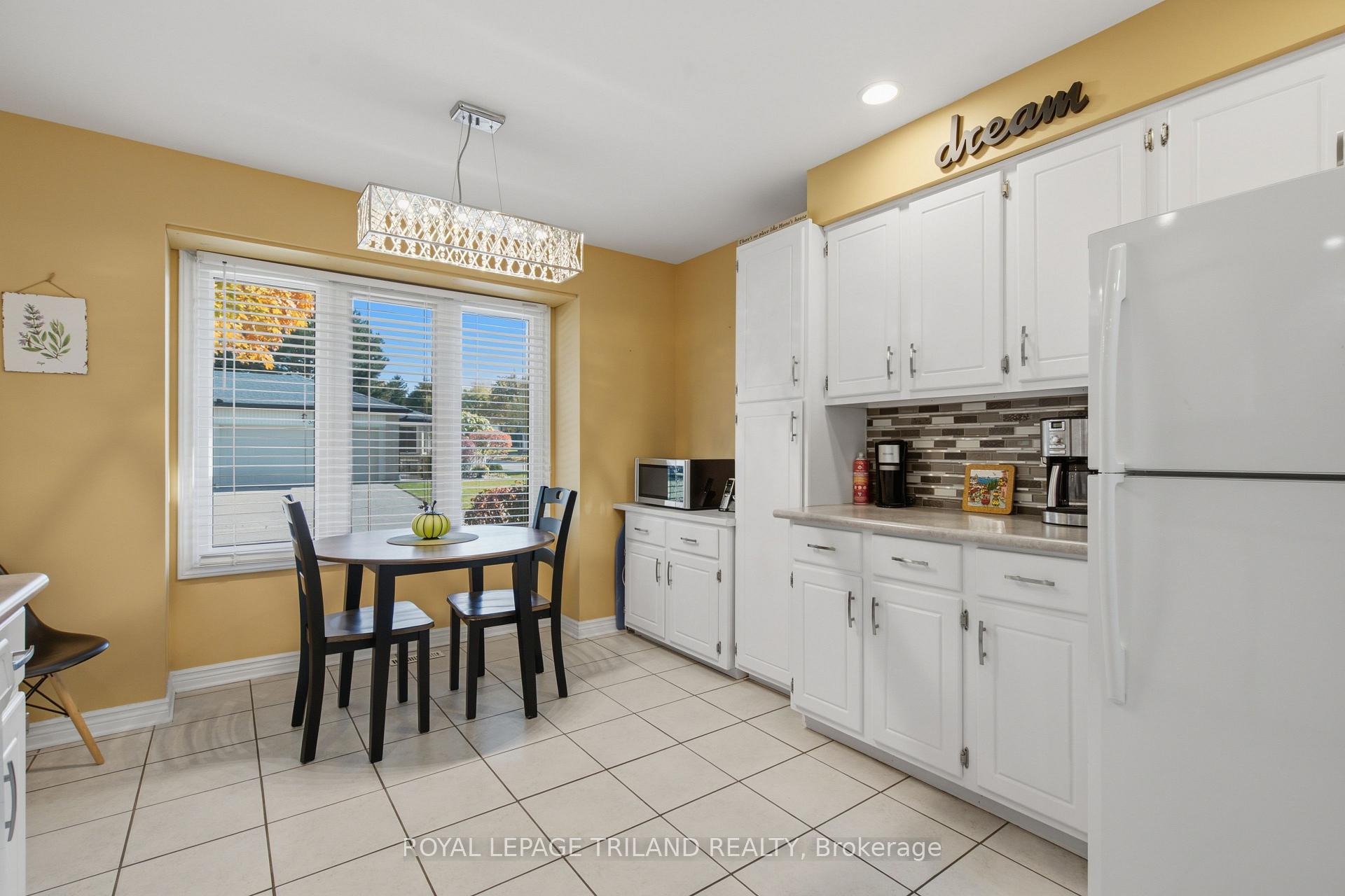 Photo 11 of Unit 48, 163 Pine Valley Drive, London, South N — HOMEH