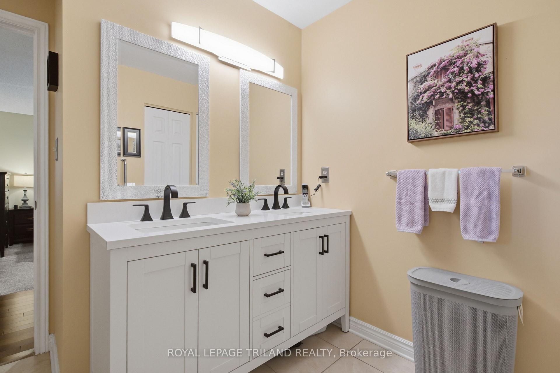 Photo 21 of Unit 48, 163 Pine Valley Drive, London, South N — HOMEH