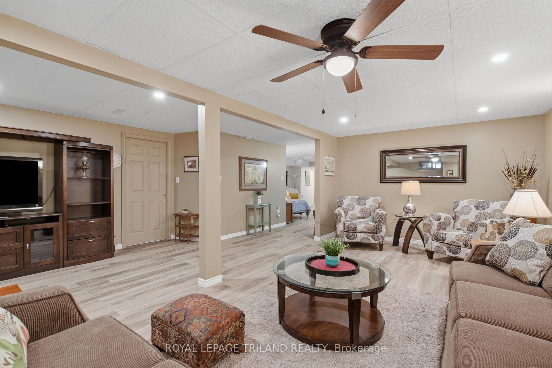 Photo 29 of Unit 48, 163 Pine Valley Drive, London, South N — HOMEH