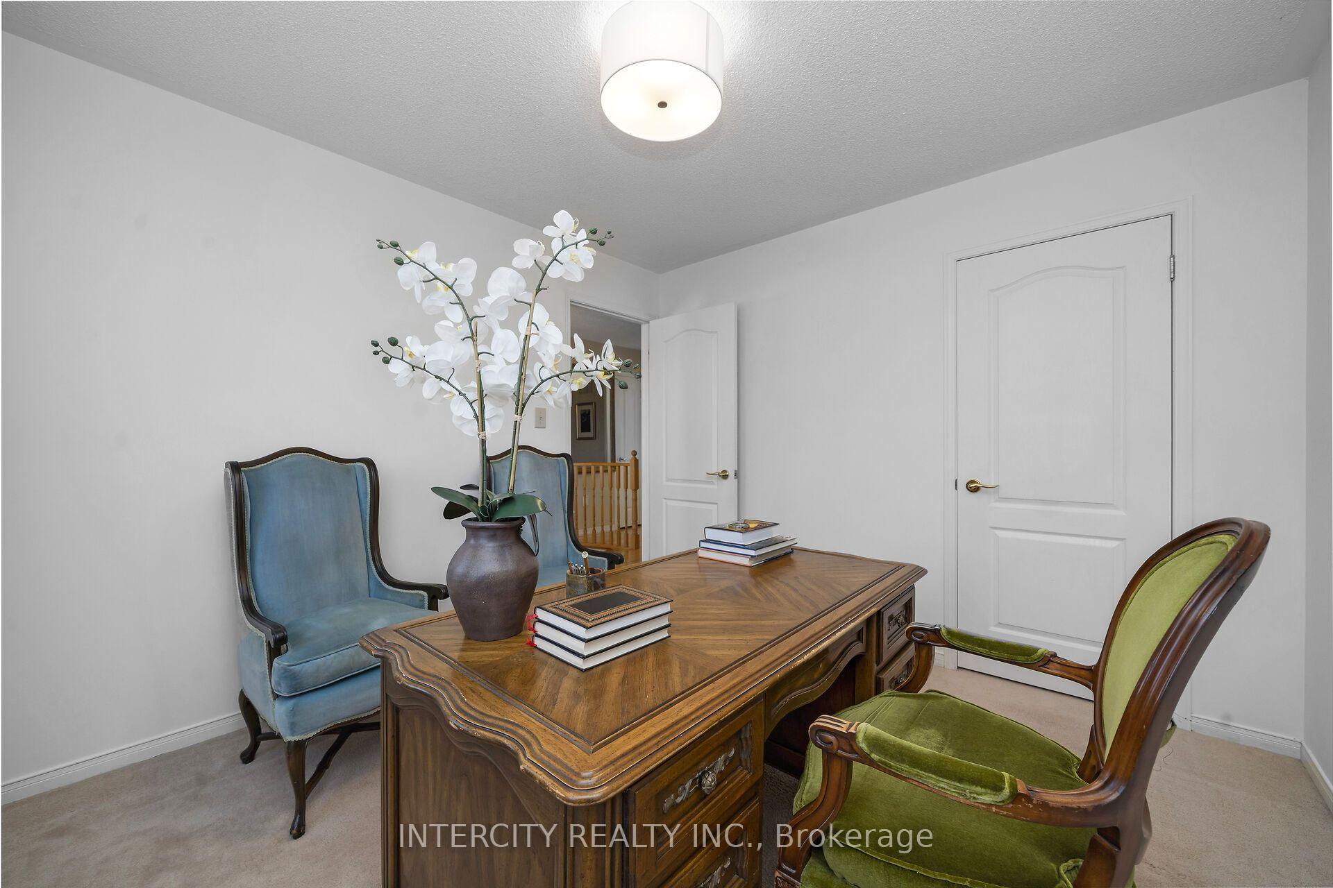 Photo 27 of 35 Avro Road, Vaughan, Maple — HOMEH