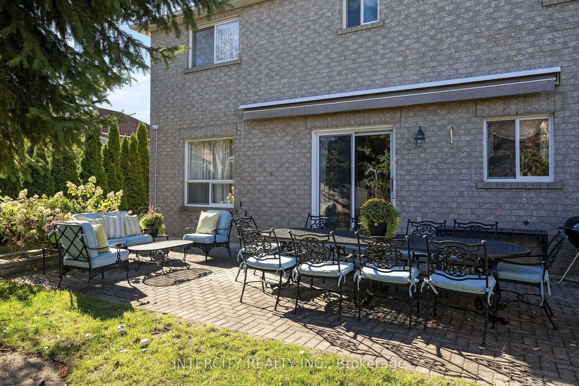 Photo 42 of 35 Avro Road, Vaughan, Maple — HOMEH