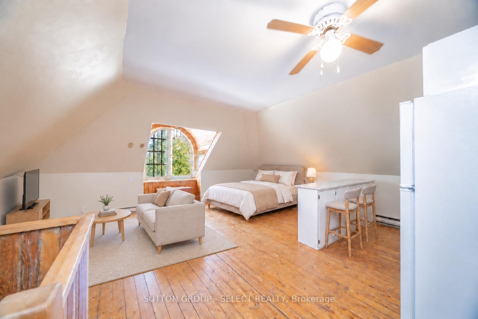 Photo 32 of 239 Ridout Street S, London, South G — HOMEH