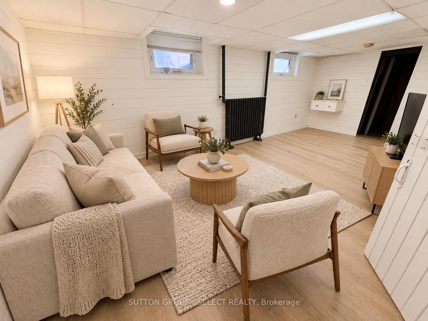Photo 39 of 239 Ridout Street S, London, South G — HOMEH