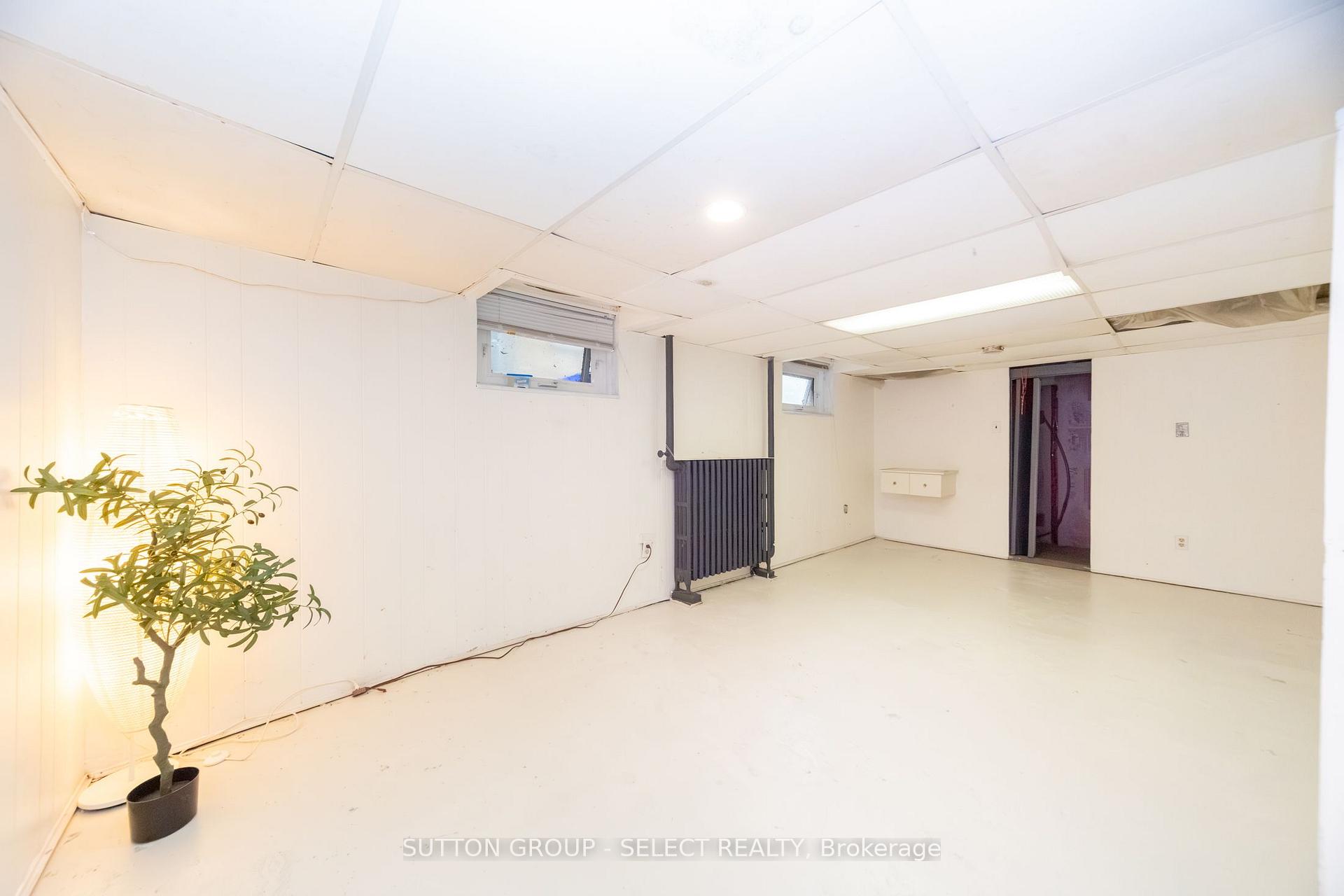 Photo 40 of 239 Ridout Street S, London, South G — HOMEH