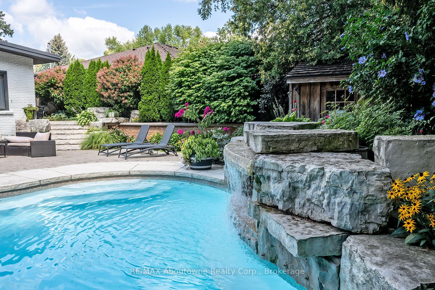 Photo 39 of 308 Cardinal Avenue, Burlington, LaSalle — HOMEH
