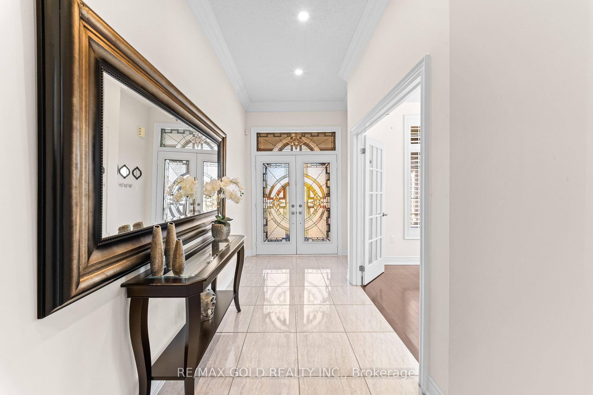 Photo 4 of 80 Danby Street, Vaughan, Kleinburg — HOMEH