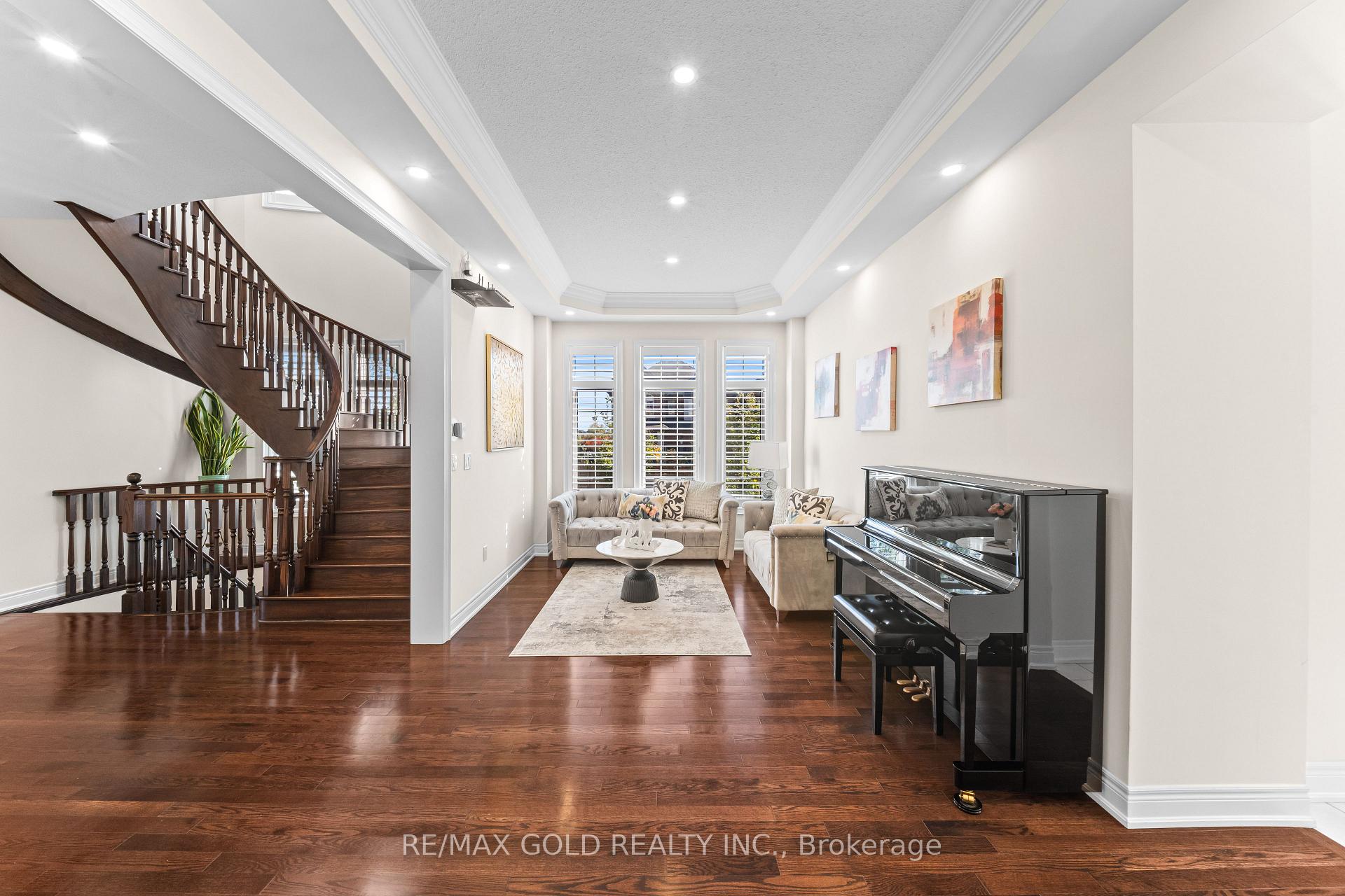 Photo 8 of 80 Danby Street, Vaughan, Kleinburg — HOMEH