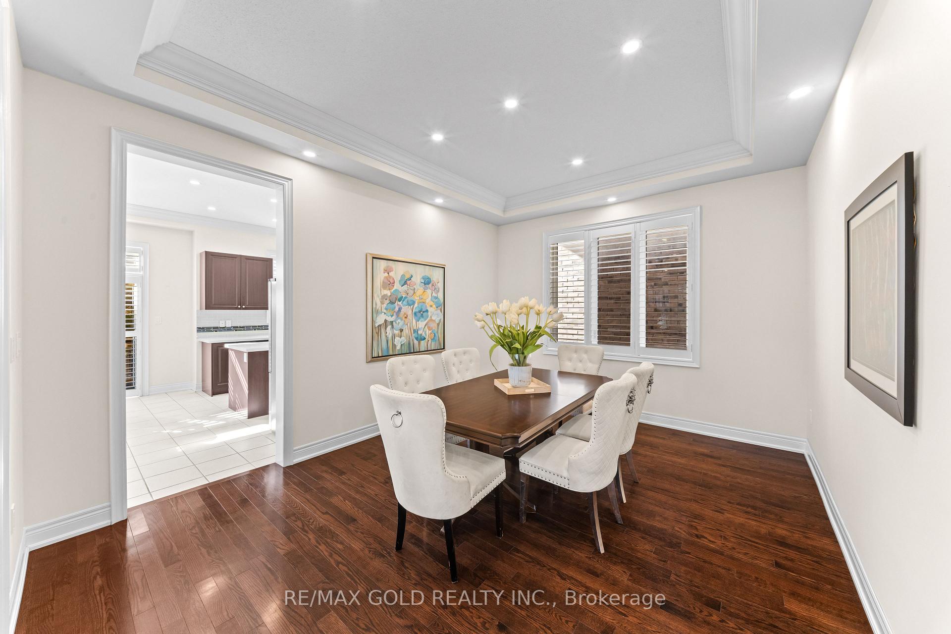 Photo 9 of 80 Danby Street, Vaughan, Kleinburg — HOMEH