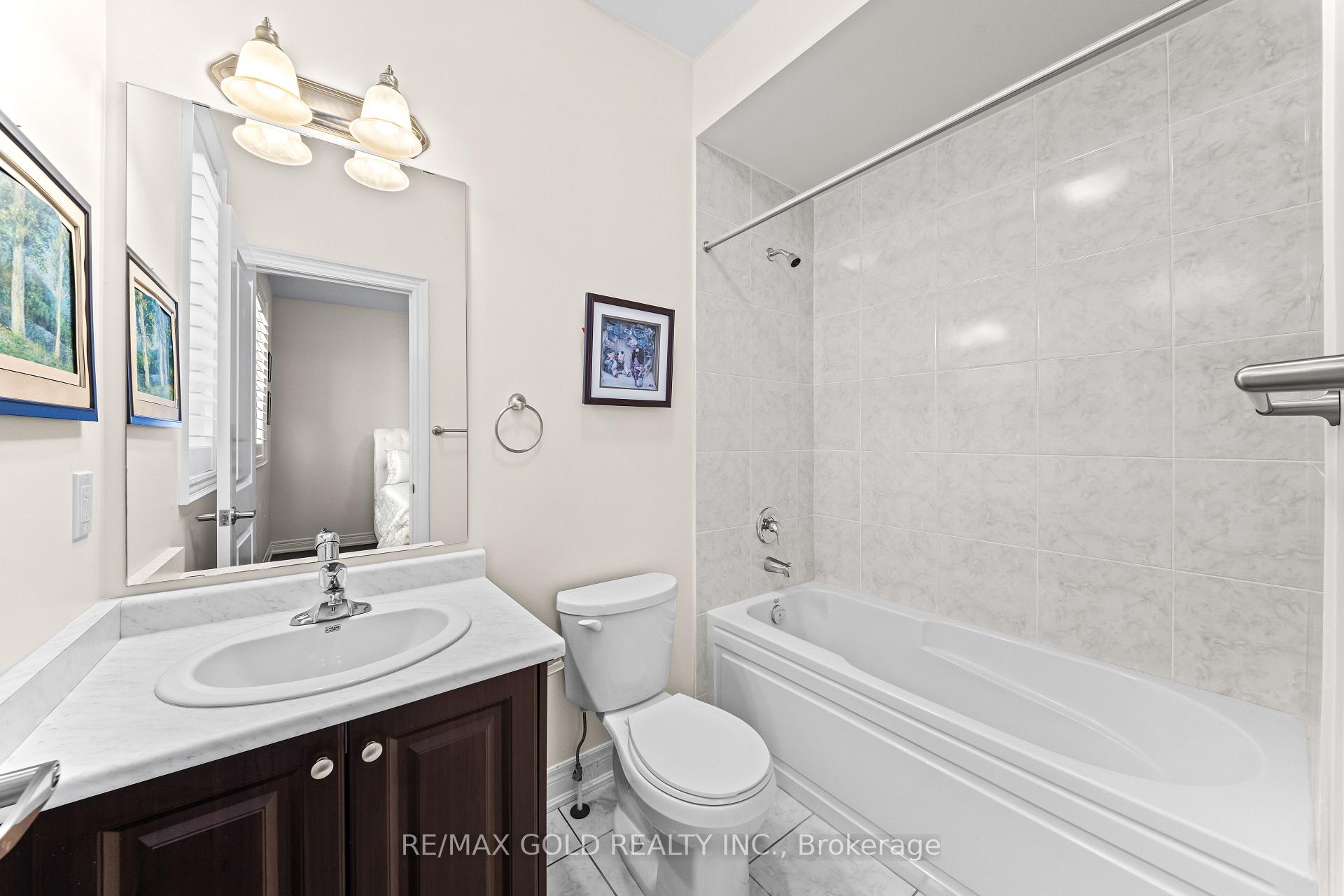 Photo 27 of 80 Danby Street, Vaughan, Kleinburg — HOMEH