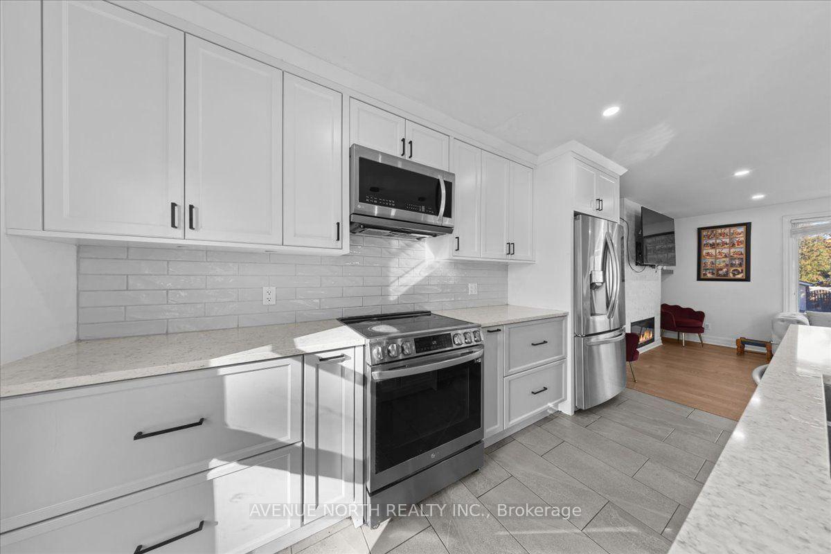 Photo 10 of 1524 Beaconfield Street, Ottawa, Bilberry Creek/Queenswood Heights — HOMEH