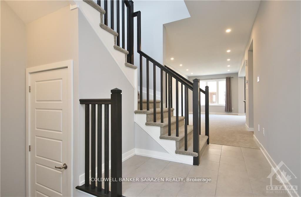 Photo 2 of 204 Atima Circle, Ottawa, Barrhaven - Half Moon Bay — HOMEH