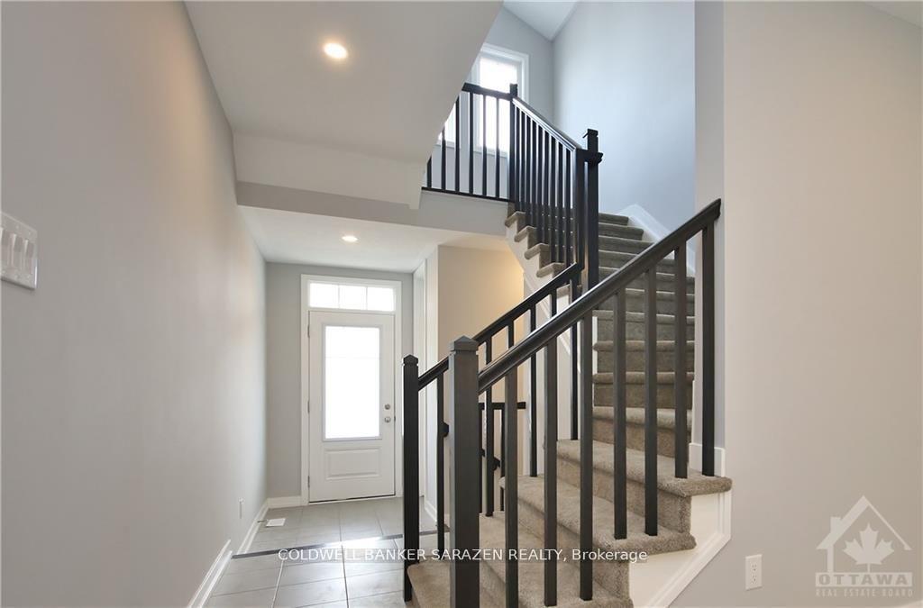 Photo 10 of 204 Atima Circle, Ottawa, Barrhaven - Half Moon Bay — HOMEH