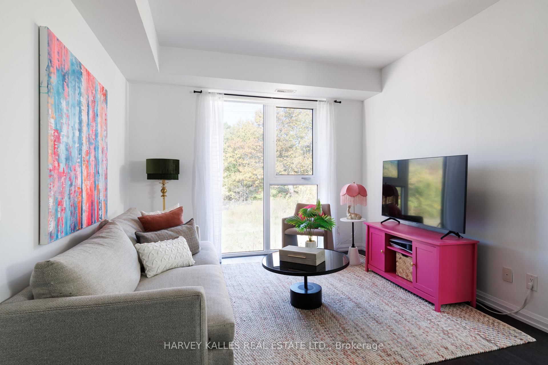 Photo 6 of Unit Th49, 10 Brin Drive, Etobicoke, Edenbridge-Humber Valley — HOMEH