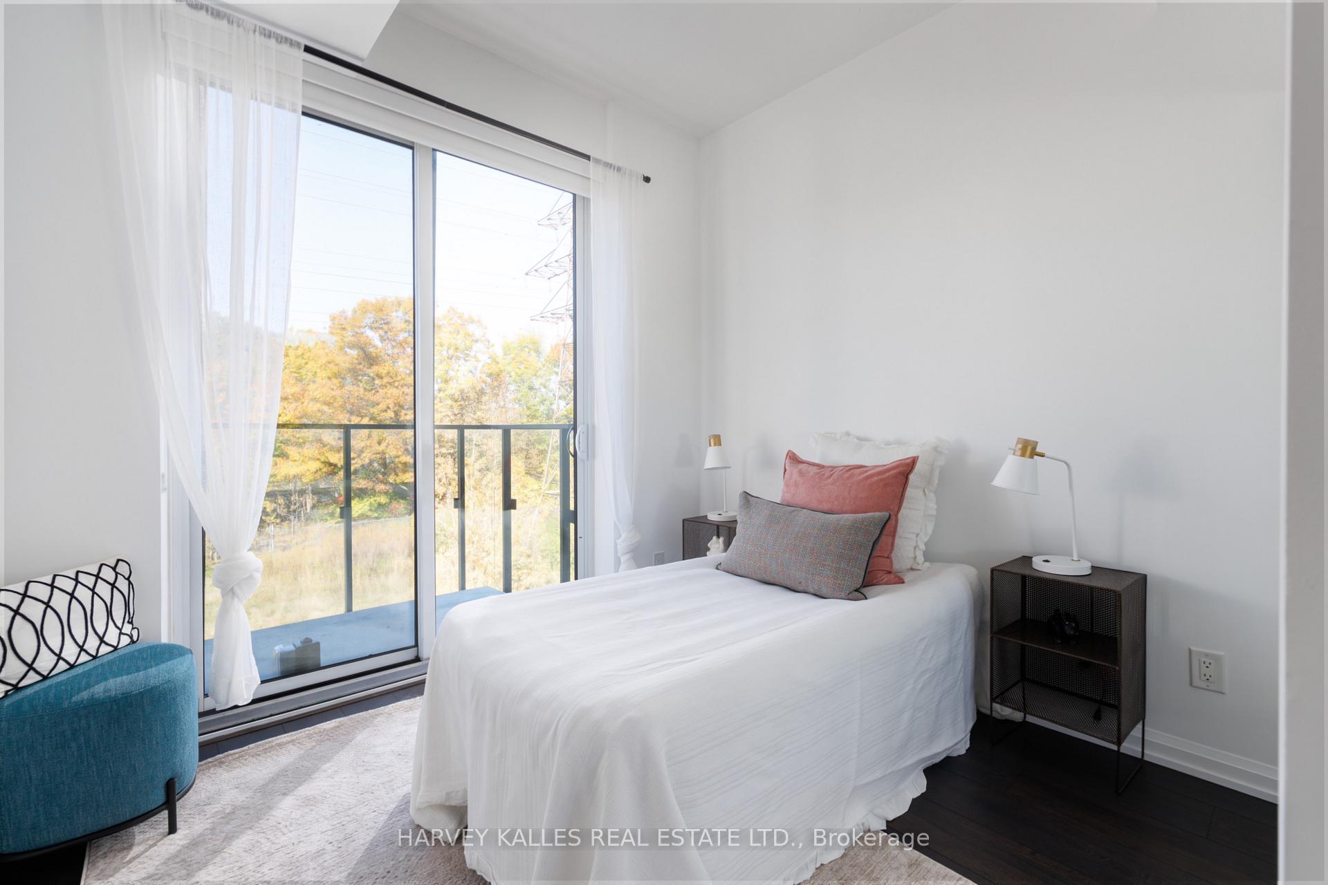 Photo 27 of Unit Th49, 10 Brin Drive, Etobicoke, Edenbridge-Humber Valley — HOMEH