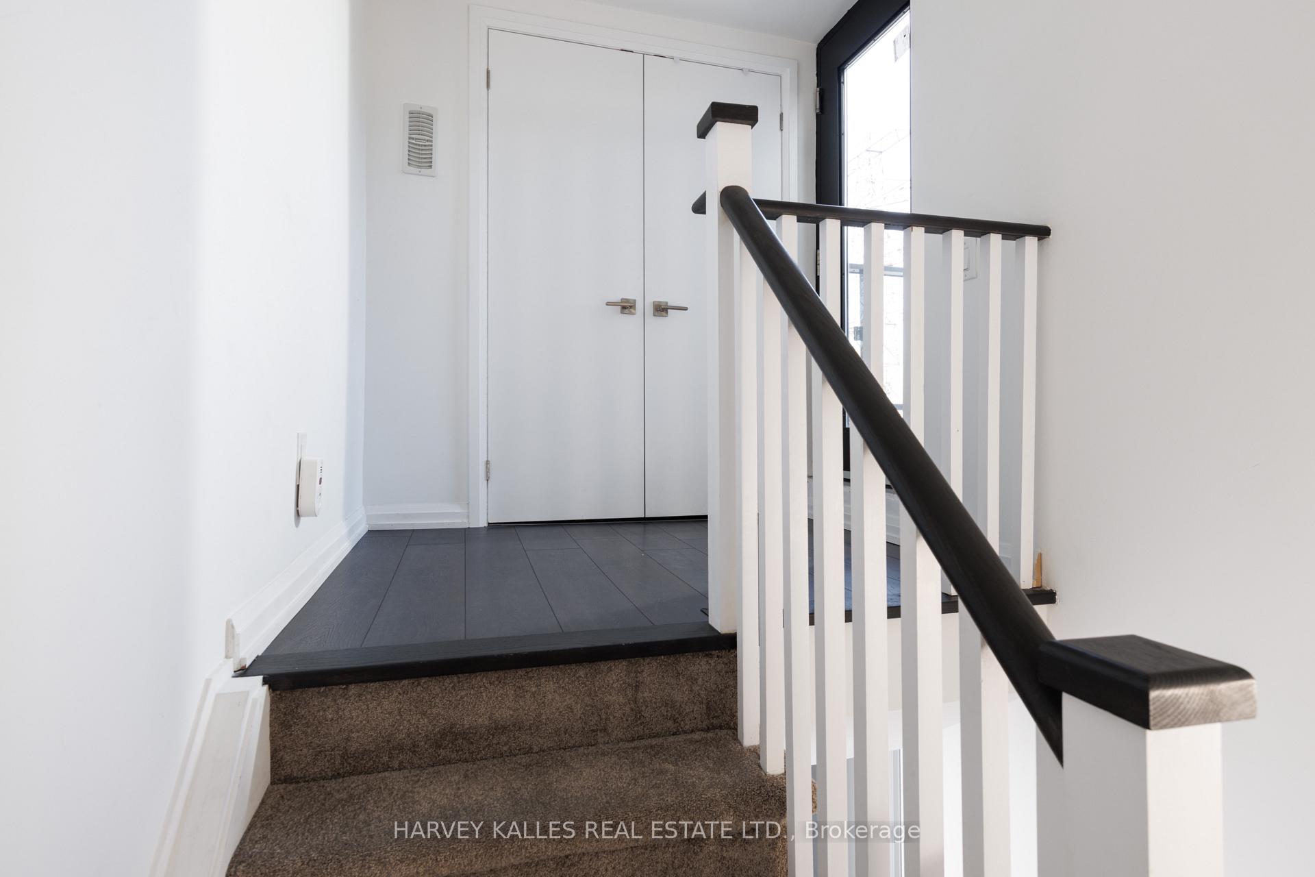 Photo 29 of Unit Th49, 10 Brin Drive, Etobicoke, Edenbridge-Humber Valley — HOMEH