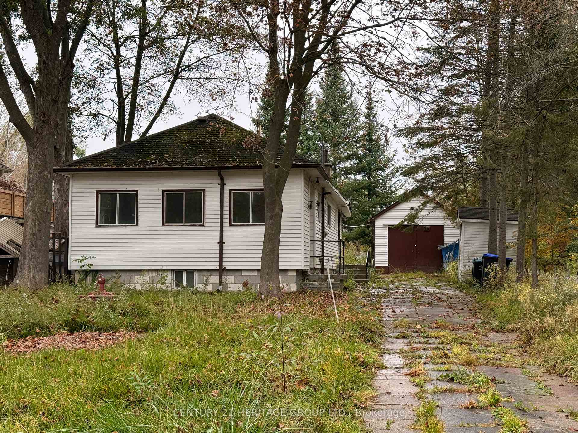 Photo 1 of 714 10th Line, Innisfil, Rural Innisfil — HOMEH