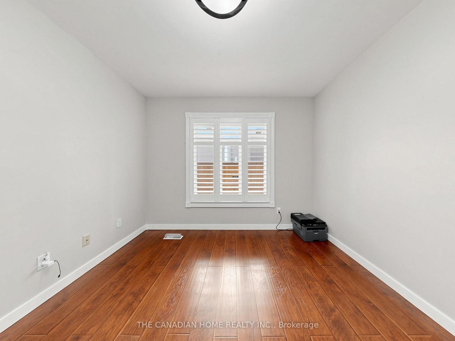 Photo 7 of 19 Wigston Court, Whitby, Rolling Acres — HOMEH
