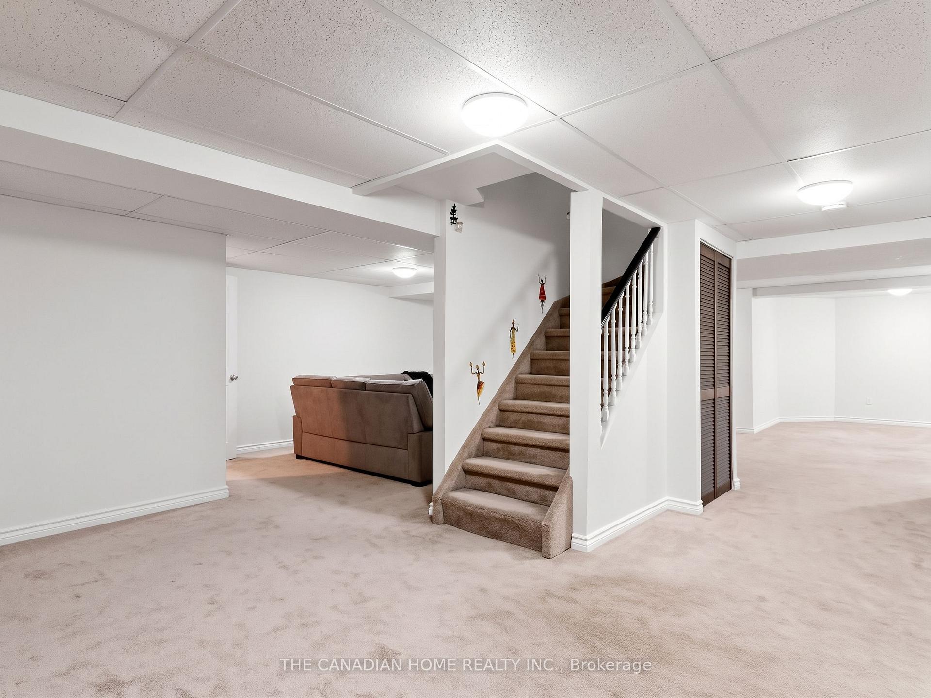Photo 29 of 19 Wigston Court, Whitby, Rolling Acres — HOMEH